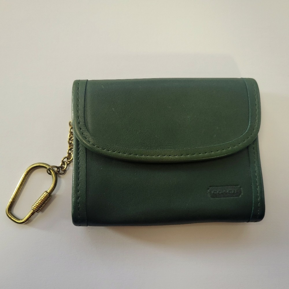Vintage Olive Green Coach Leather Key Chain Compact Wallet.
